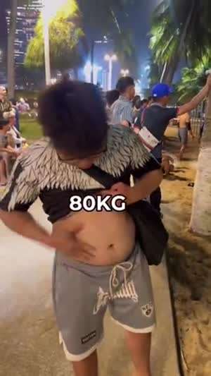 근육돼지.mp4