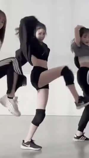 버스터즈-윤지