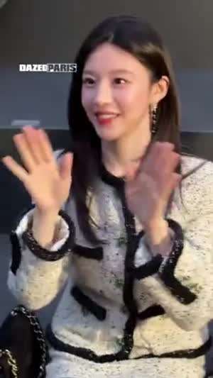 고윤정 인별 등 샤넬쇼 파리/ with 제니