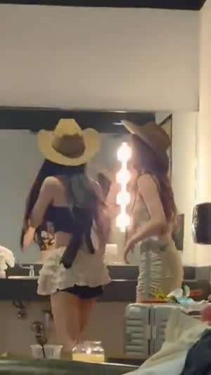 르세라핌 사쿠라 / 사쿠라 (허윤진,카즈하,홍은채)