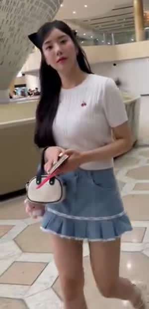 권은비