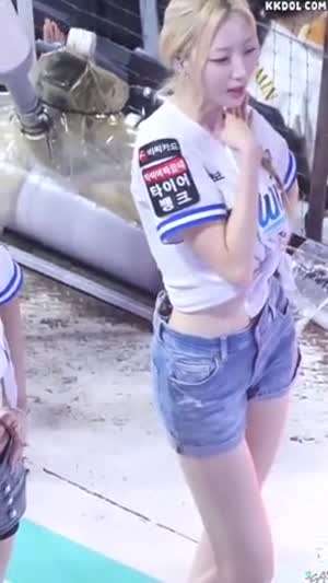 하이키 리이나 KT 아웃송 묶은 유니폼 개미허리 배꼽