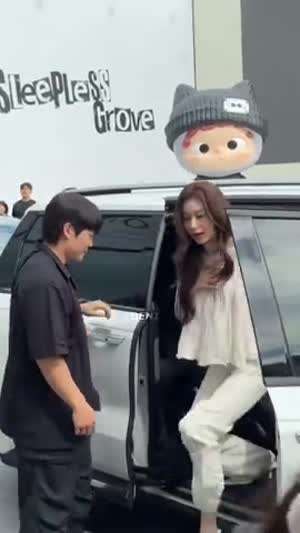 조말론행사 순백의 트와이스 사나 미모