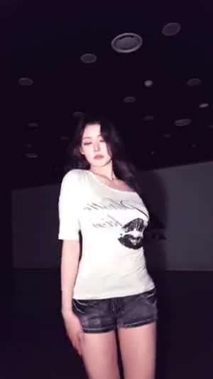 피프티피프티 아테나