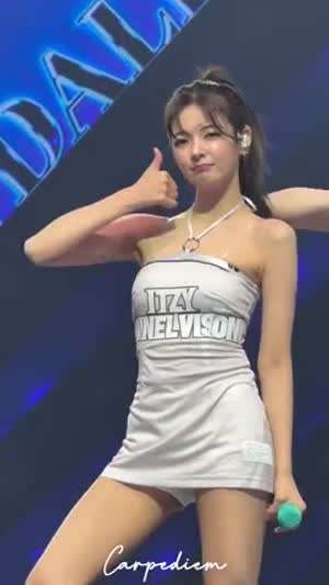 ITZY 리아