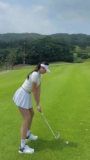 아름다운 스윙 자세